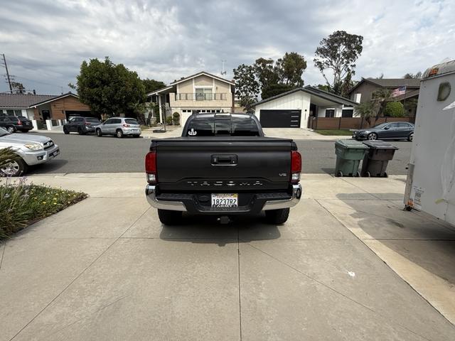 Photo of 2019 Gray Toyota Tacoma