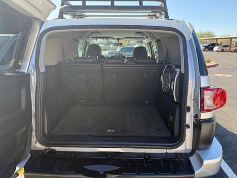 Photo of 2008 Silver Toyota FJ Cruiser