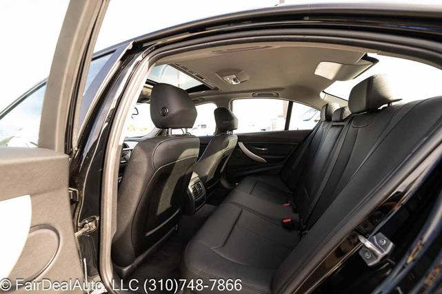 Photo of 2016 Black BMW 320