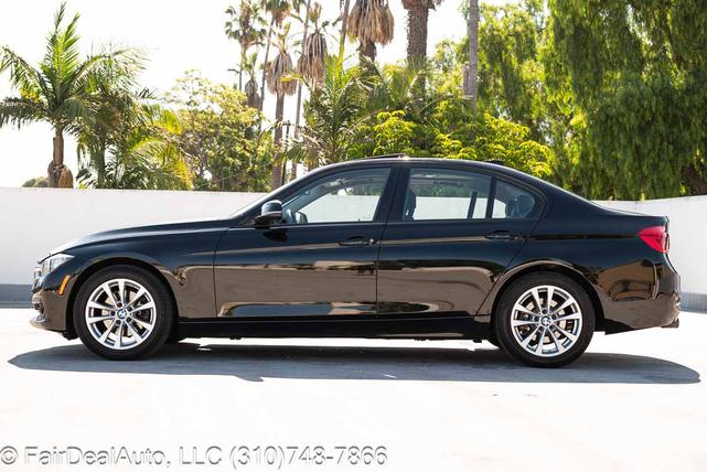 Photo of 2016 Black BMW 320