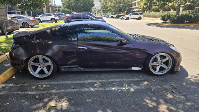 Photo of 2011 Purple Hyundai Genesis Coupe