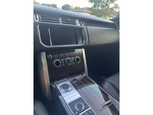 Photo of 2016 Black Land Rover Range Rover