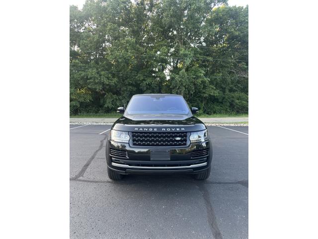 Photo of 2016 Black Land Rover Range Rover