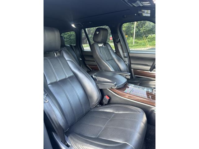 Photo of 2016 Black Land Rover Range Rover