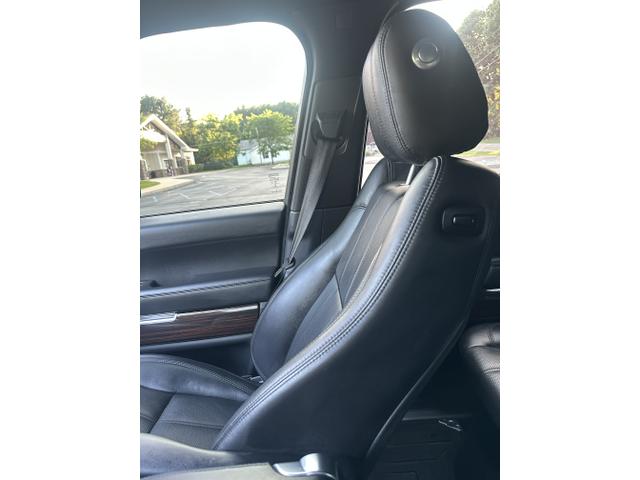 Photo of 2016 Black Land Rover Range Rover