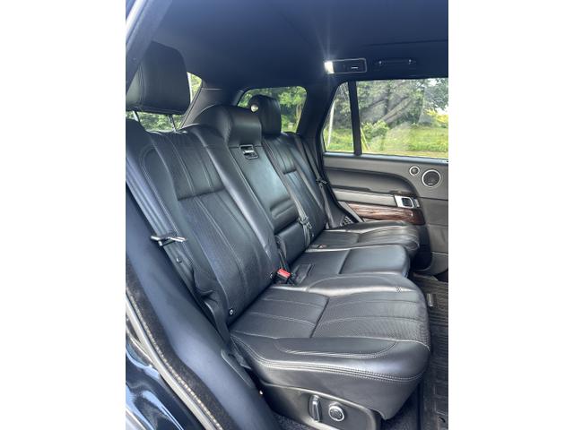 Photo of 2016 Black Land Rover Range Rover