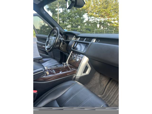 Photo of 2016 Black Land Rover Range Rover