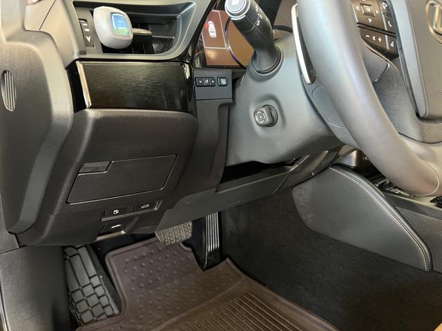 Photo of 2022 Blue Lexus ES 350