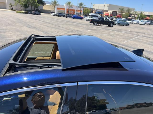 Photo of 2022 Blue Lexus ES 350