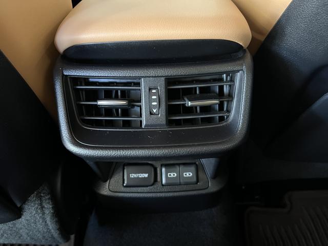 Photo of 2022 Blue Lexus ES 350