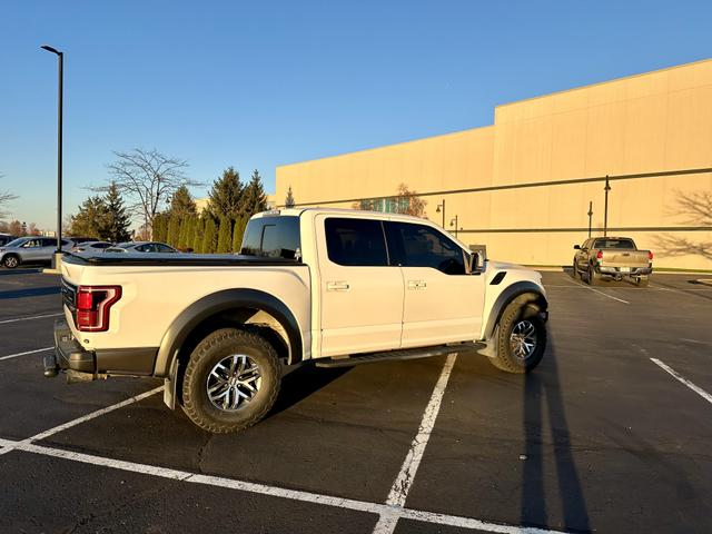 Photo of 2018 White Ford F-150