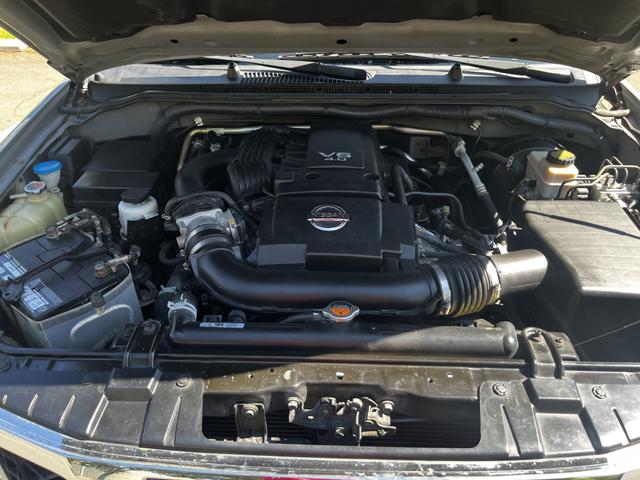 Photo of 2014 Silver Nissan Frontier