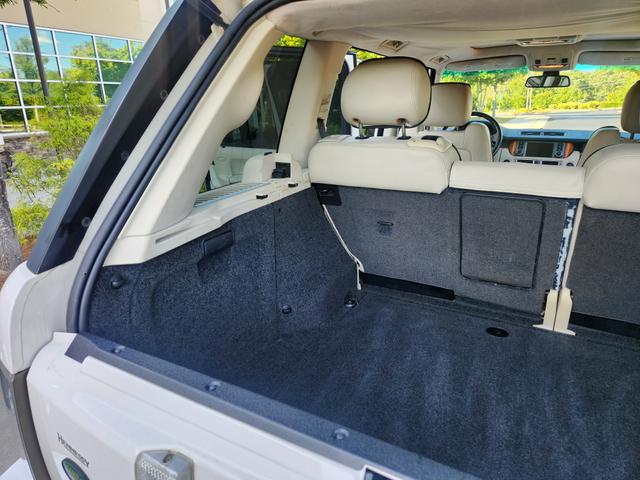 Photo of 2008 Beige Land Rover Range Rover