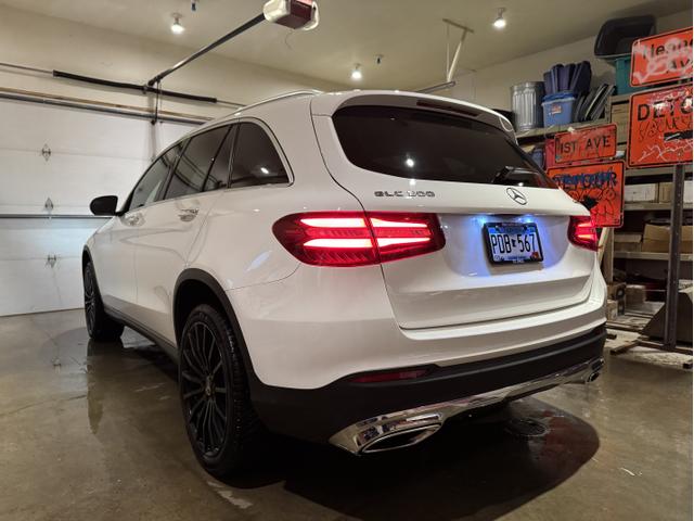 Photo of 2017 White Mercedes-Benz GLC 300