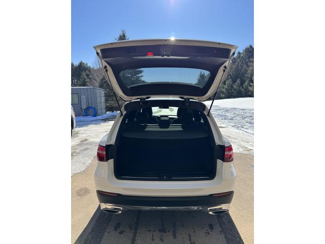 Photo of 2017 White Mercedes-Benz GLC 300