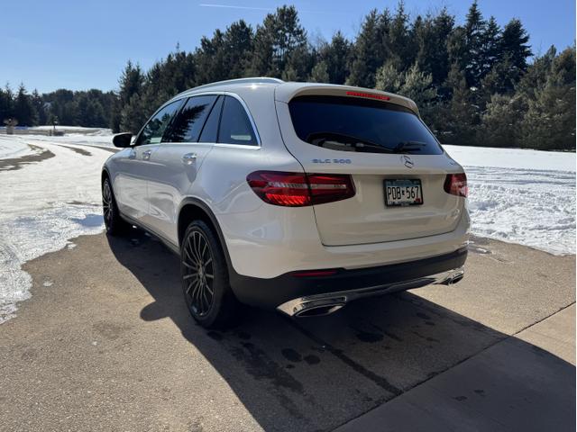 Photo of 2017 White Mercedes-Benz GLC 300
