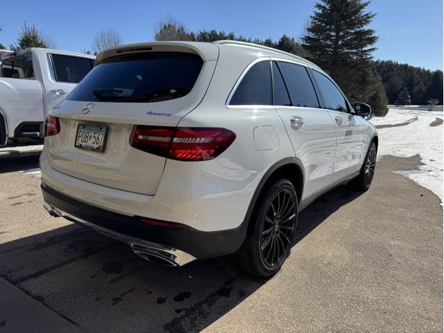 Photo of 2017 White Mercedes-Benz GLC 300