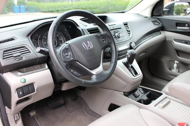 Photo of 2013 Silver Honda CR-V