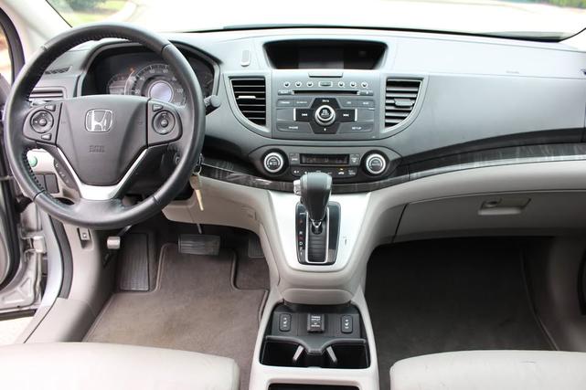 Photo of 2013 Silver Honda CR-V