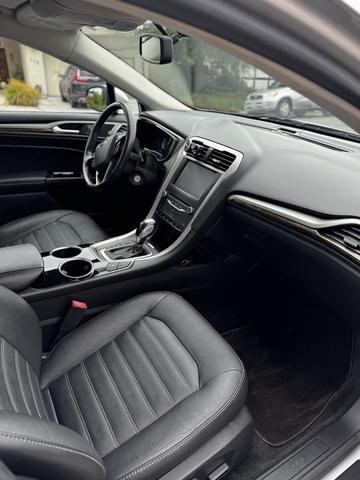 Photo of 2014 Silver Ford Fusion Energi