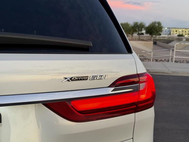 Photo of 2019 White BMW X7