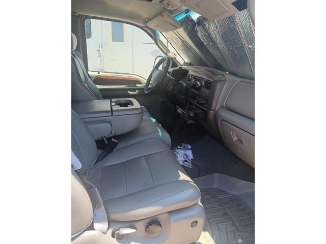 Photo of 2003 Red Ford F-250