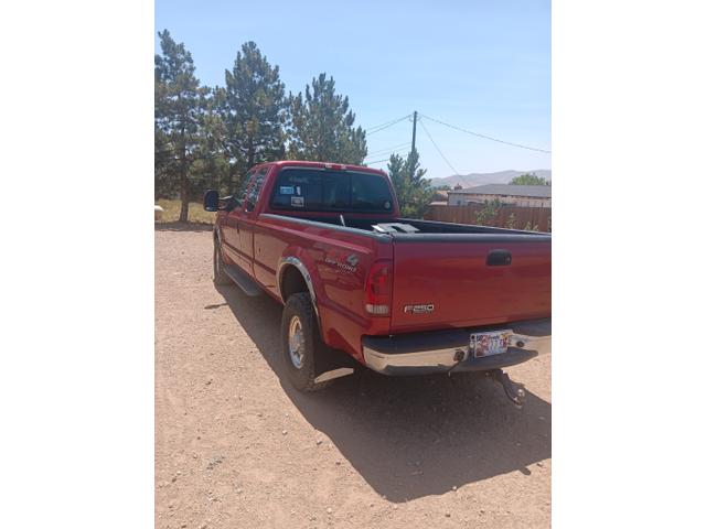 Photo of 2003 Red Ford F-250