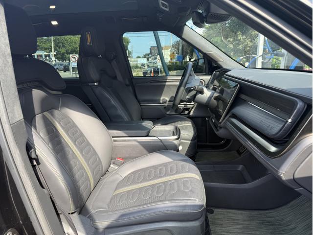 Photo of 2023 Black Rivian R1S