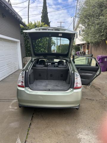 Photo of 2009 Green Toyota Prius