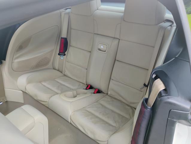 Photo of 2012 White Volkswagen Eos