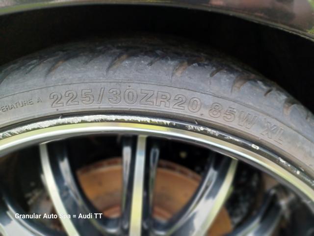 Photo of 2001 Black Audi TT