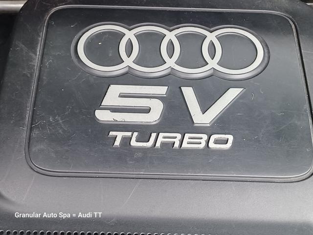 Photo of 2001 Black Audi TT