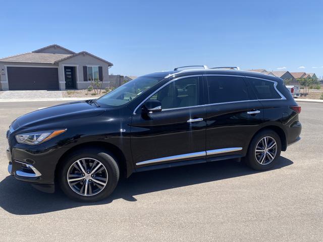 Photo of 2019 Black INFINITI QX60