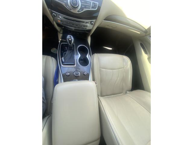 Photo of 2019 Black INFINITI QX60