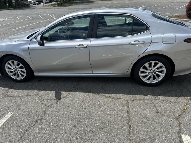 Photo of 2021 Silver Toyota Camry