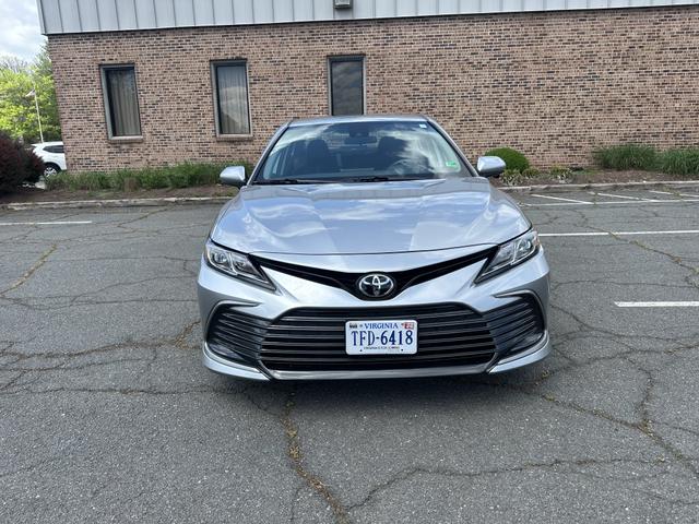 Photo of 2021 Silver Toyota Camry