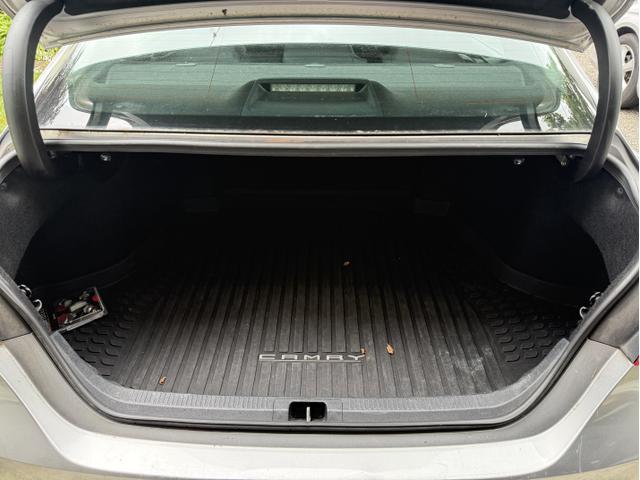 Photo of 2019 Gray Toyota Camry