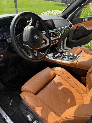 Photo of 2023 White BMW X5