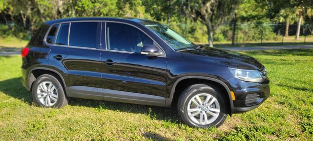 Photo of 2013 Black Volkswagen Tiguan