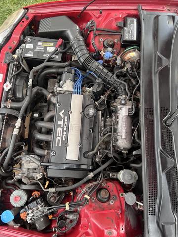 Photo of 2001 Red Honda Prelude