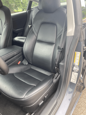 Photo of 2022 Gray Tesla Model 3