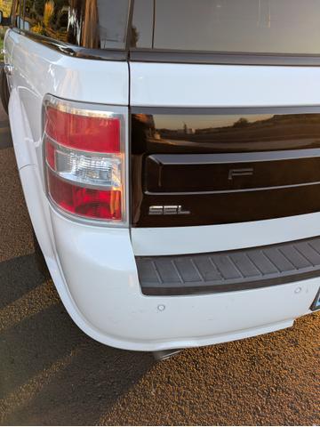 Photo of 2016 White Ford Flex