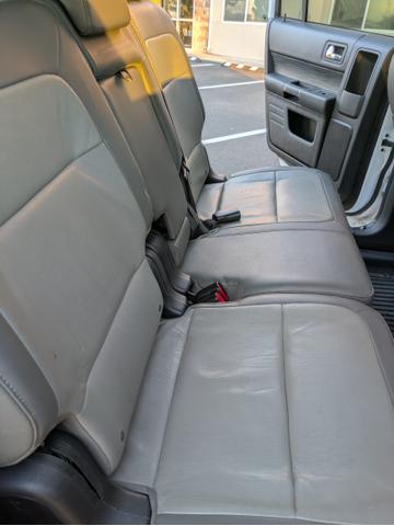 Photo of 2016 White Ford Flex