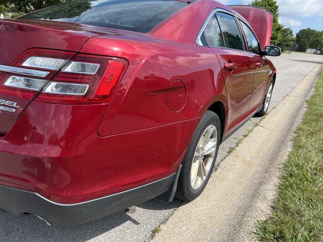 Photo of 2017 Beige Ford Taurus