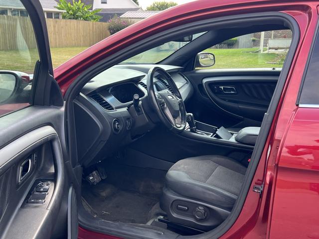 Photo of 2017 Beige Ford Taurus