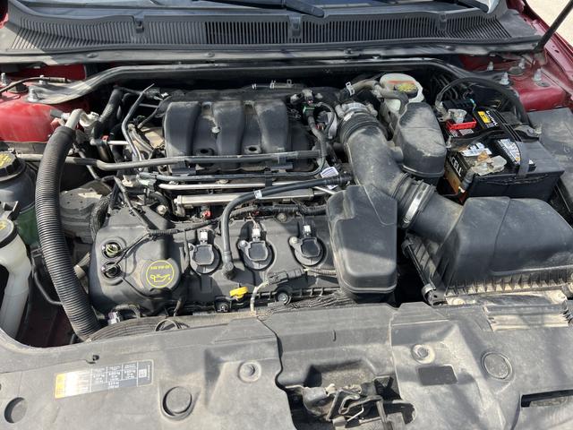 Photo of 2017 Beige Ford Taurus