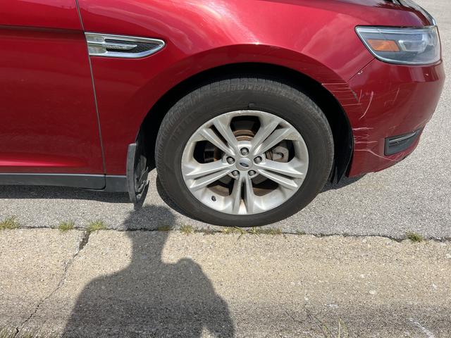 Photo of 2017 Beige Ford Taurus