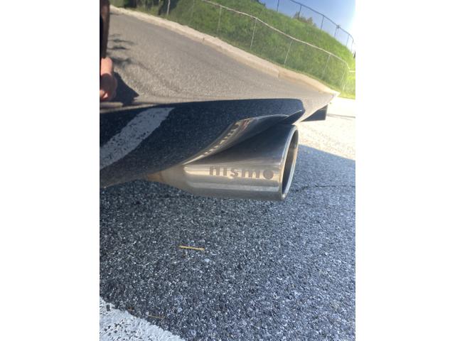 Photo of 2004 Black Nissan 350Z