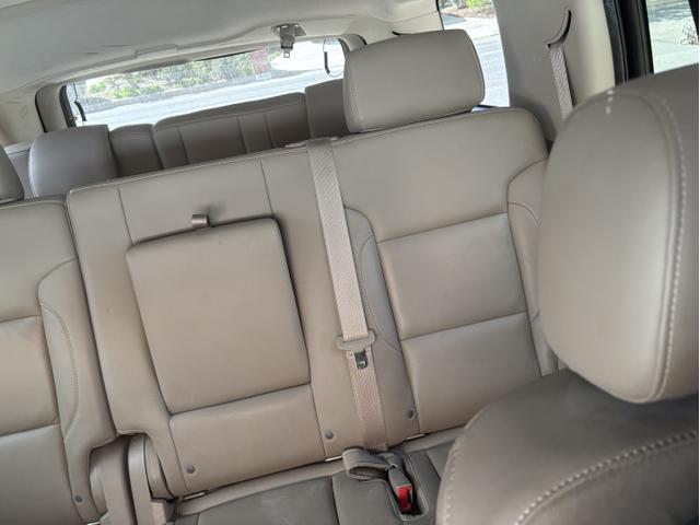 Photo of 2015 Gray Chevrolet Tahoe