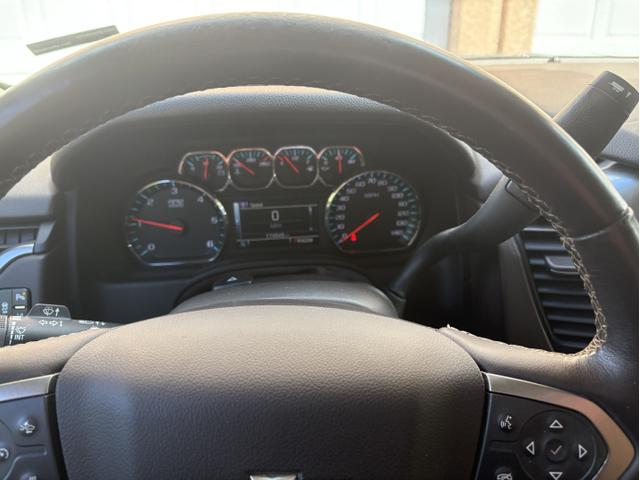 Photo of 2015 Gray Chevrolet Tahoe